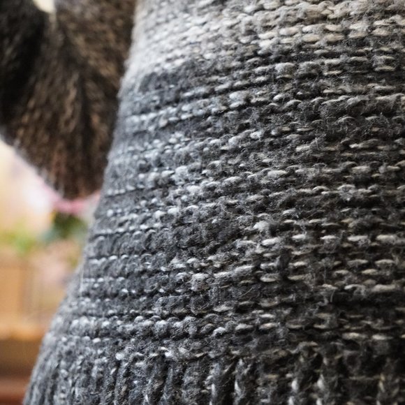 Slightly Cropped Boxy Chunky Knit Sweater - Picture 3 of 3